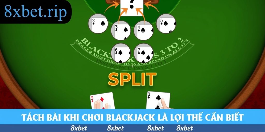 Bàn Blackjack nền xanh in dòng Blackjack pays 3 to 2 và chữ SPLIT màu cam, người chơi đang tách đôi 3 thành hai lá riêng, phía trên là các lá 2 đến 7 bích